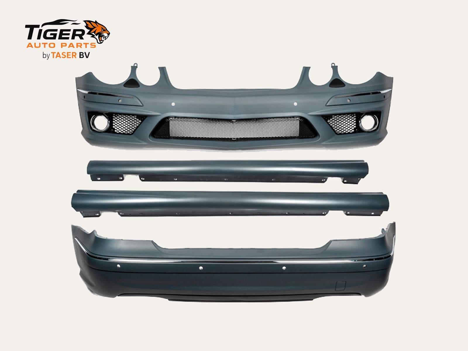 Mercedes W211 E63 AMG Look Bodykit Voor- en Achterbumper met Sideskirts 2003-2009