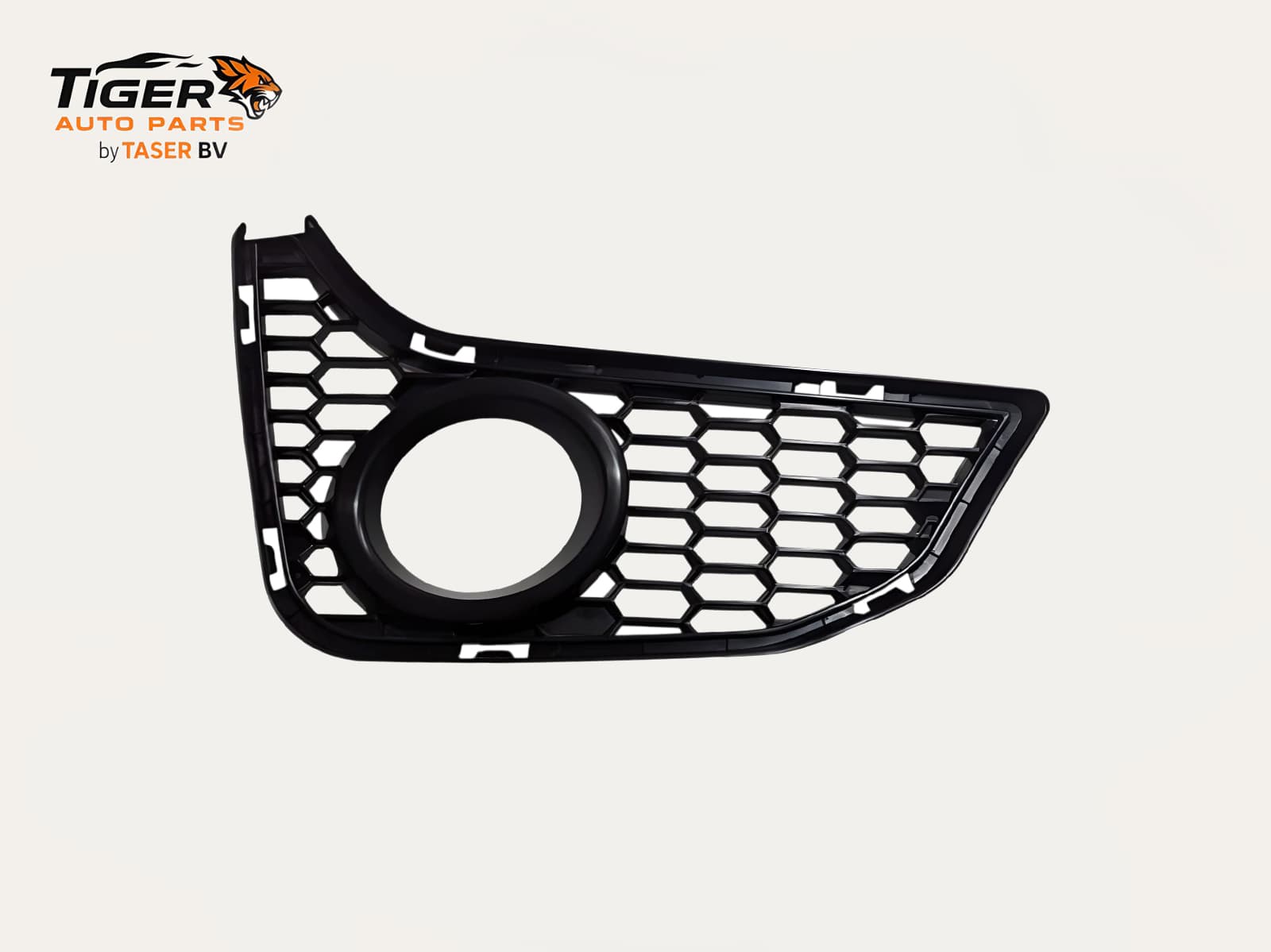 BMW F30 LCI M3/M4 LOOK VOORBUMPER ROOSTER RECHTS MET MISTLAMP OPENING